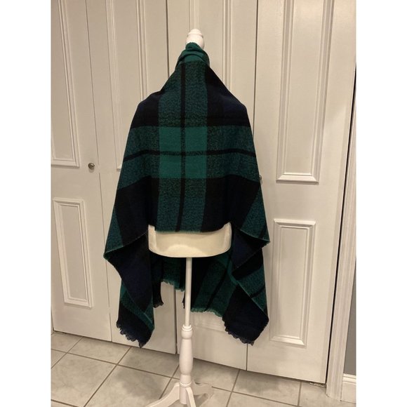 Old Navy Brushed Flannel Scarf/Wrap NWT - Picture 6 of 6